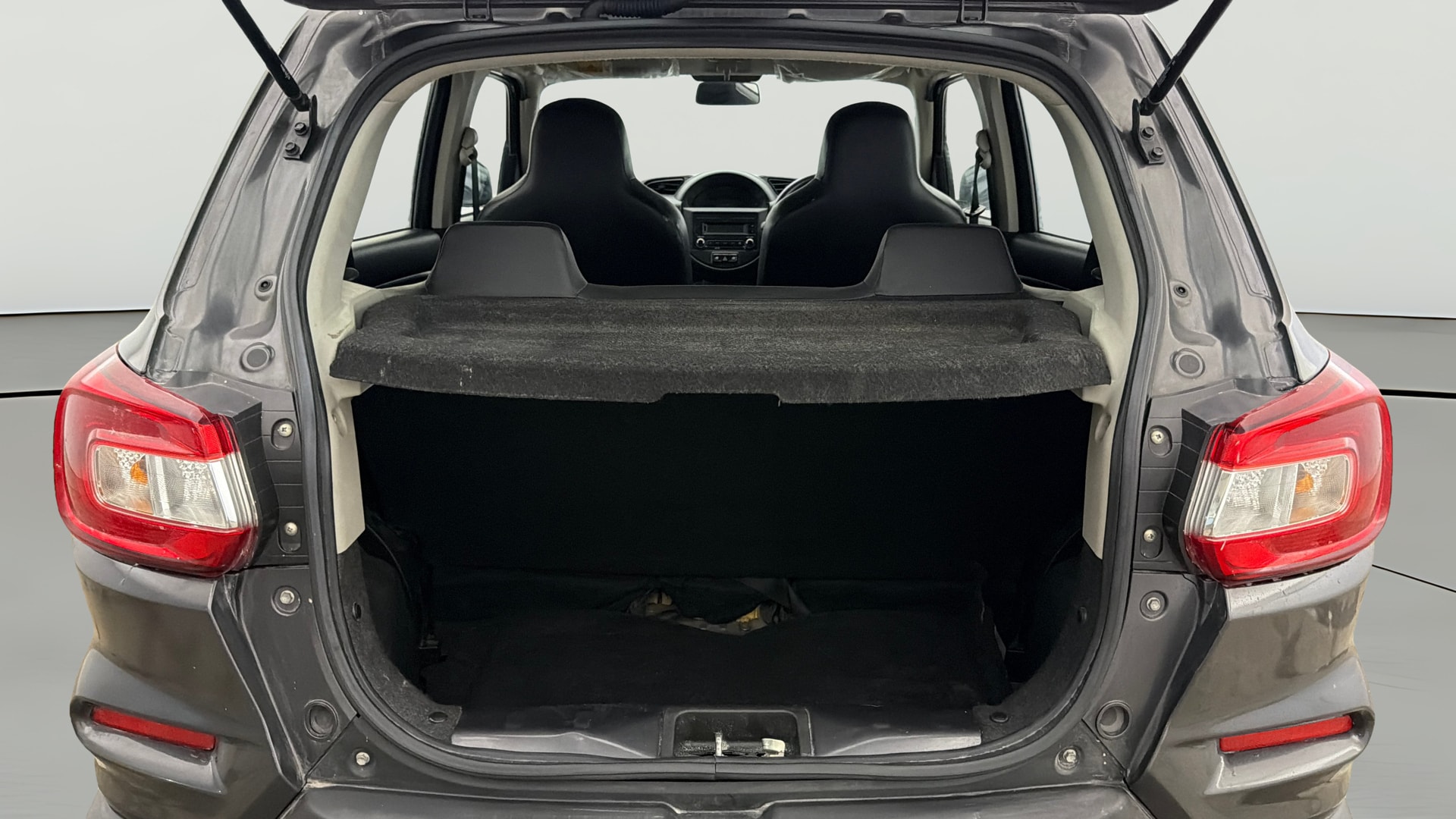 View 2023 Maruti Suzuki 1000 Base Variant Image 36 Used 2023 Maruti Suzuki 1000 Base Variant Image 36