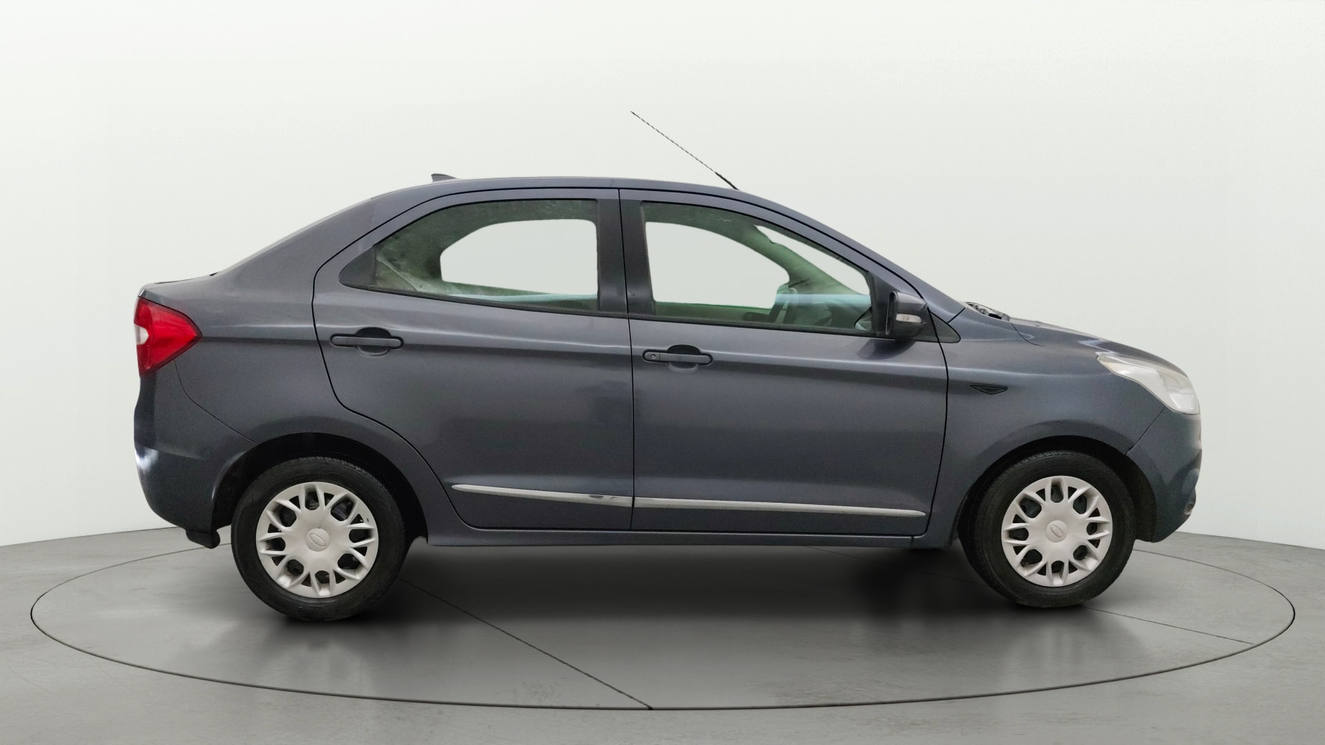 View 2017 Ford Figo Aspire 1.2P Ambiente MT BS IV Image 8 Used 2017 Ford Figo Aspire 1.2P Ambiente MT BS IV Image 8