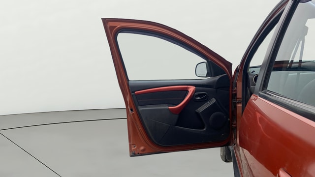 View Renault Duster Image 31 Used Renault Duster Image 31