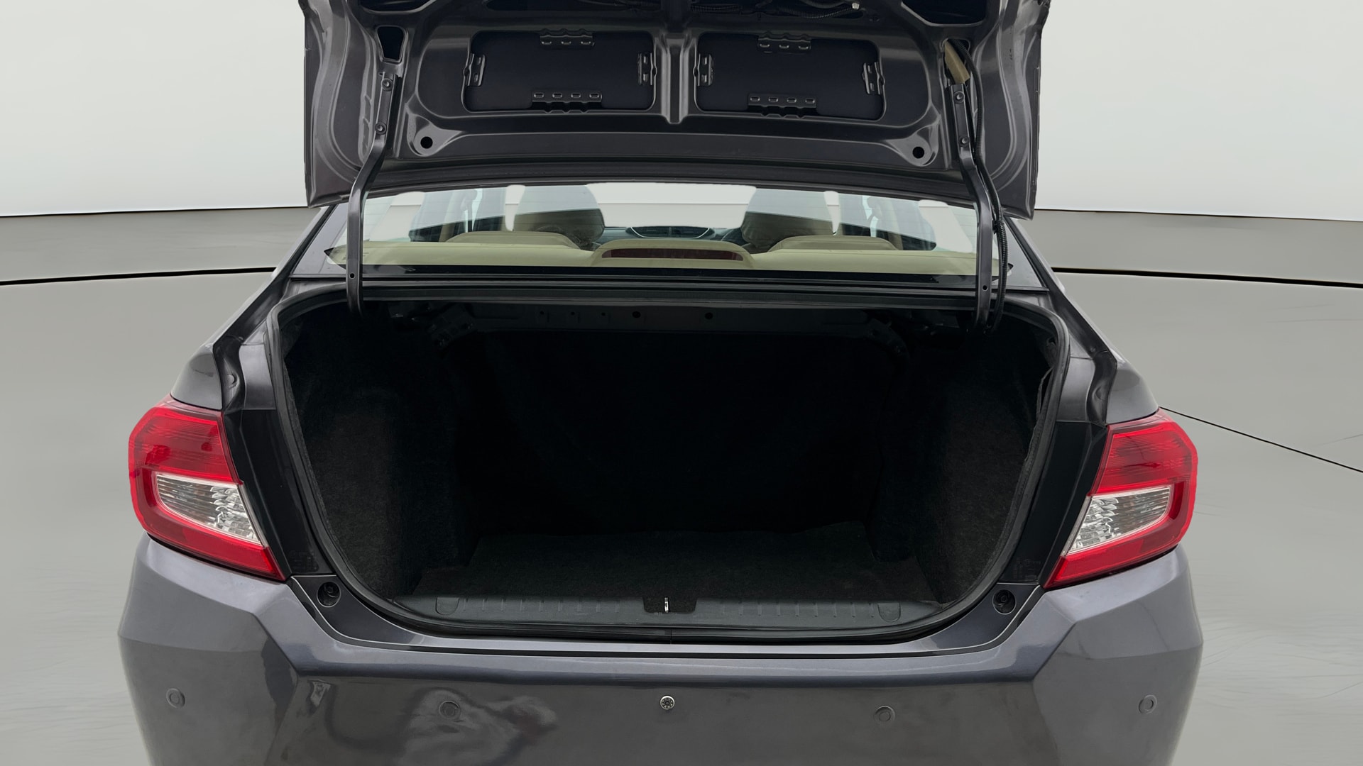View 2018 Honda Amaze E MT Petrol BS IV Image 39 Used 2018 Honda Amaze E MT Petrol BS IV Image 39