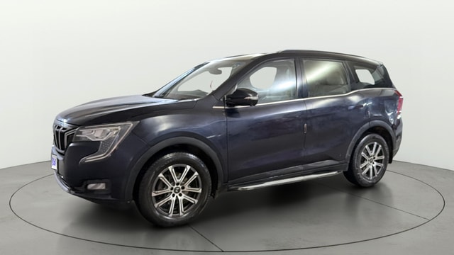 View Mahindra XUV700 Image 38 Used Mahindra XUV700 Image 38