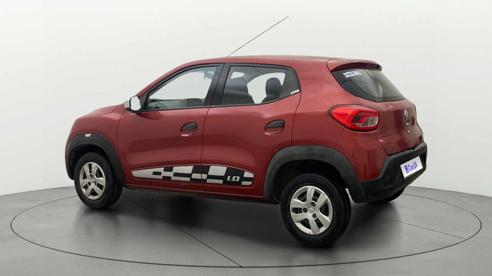 View 2017 Renault Kwid RXT 1.0 Image 2 Used 2017 Renault Kwid RXT 1.0 Image 2