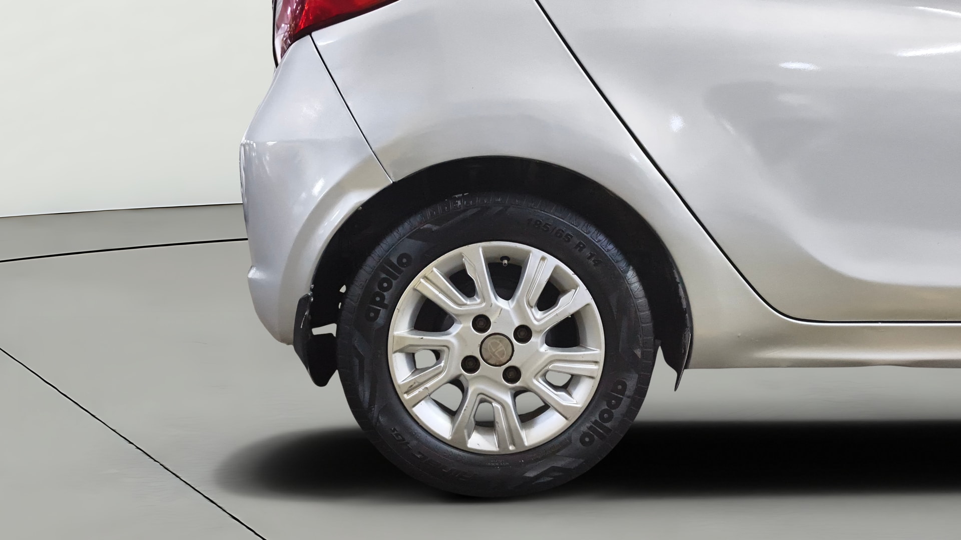 View 2019 Tata Tiago Revotorq XB Image 24 Used 2019 Tata Tiago Revotorq XB Image 24