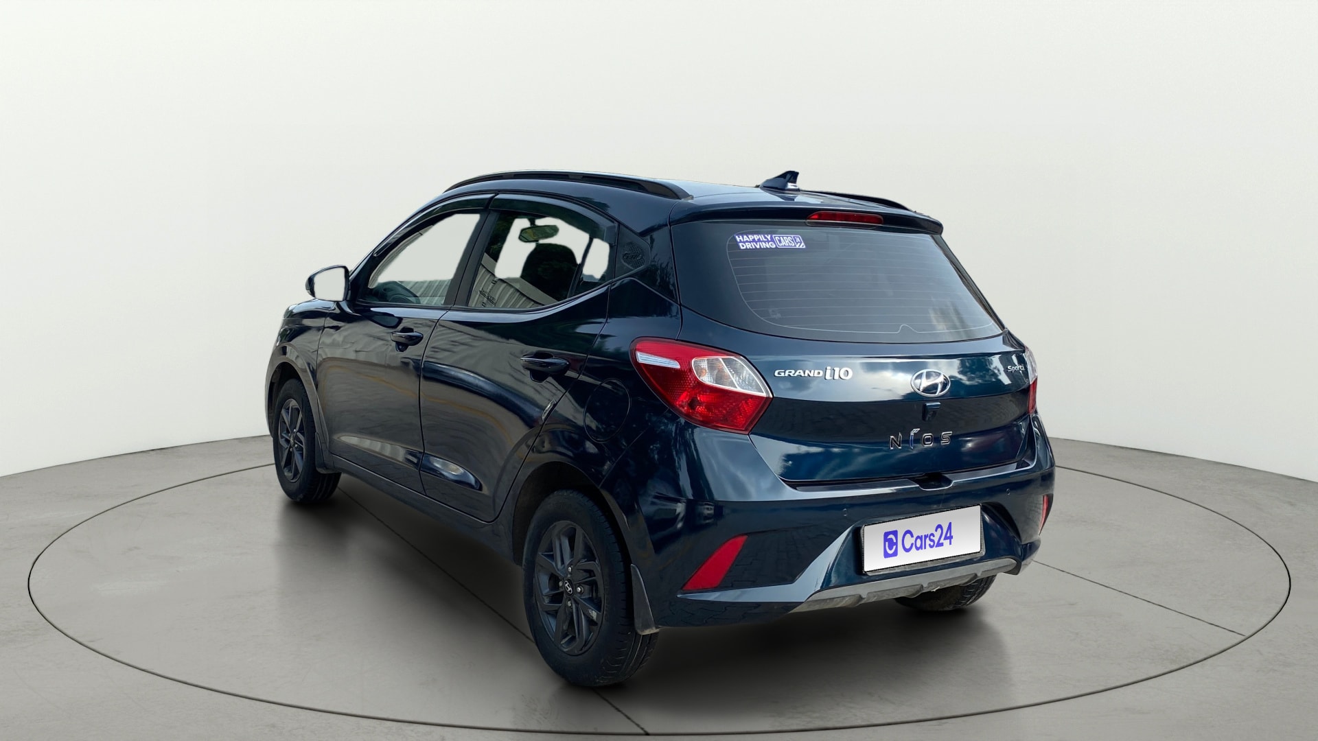 View 2022 Hyundai Grand i10 Nios Sportz CNG Image 2 Used 2022 Hyundai Grand i10 Nios Sportz CNG Image 2