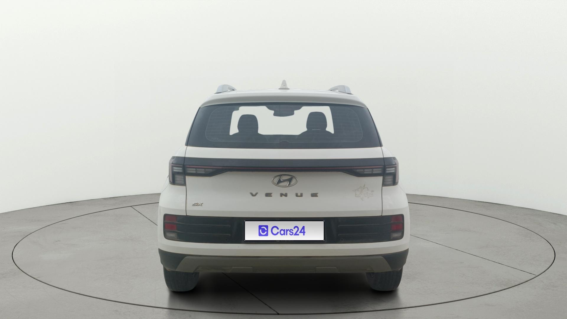 View 2024 Hyundai Venue SX 1.2 Petrol MT Image 42 Used 2024 Hyundai Venue SX 1.2 Petrol MT Image 42