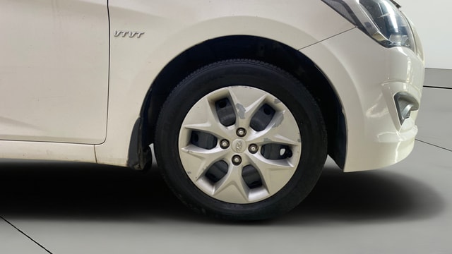 View Hyundai Verna Image 39 Used Hyundai Verna Image 39