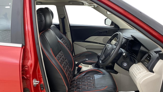 View Mahindra XUV300 Image 25 Used Mahindra XUV300 Image 25