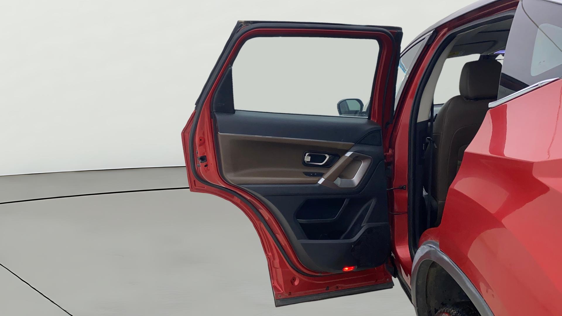 View 2022 Tata Harrier XE Image 15 Used 2022 Tata Harrier XE Image 15