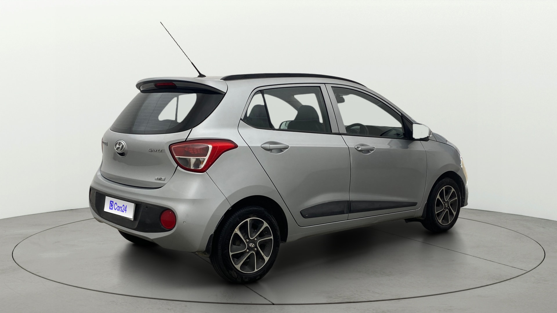 View 2019 Hyundai Grand i10 1.2 Sportz AT Petrol Image 42 Used 2019 Hyundai Grand i10 1.2 Sportz AT Petrol Image 42