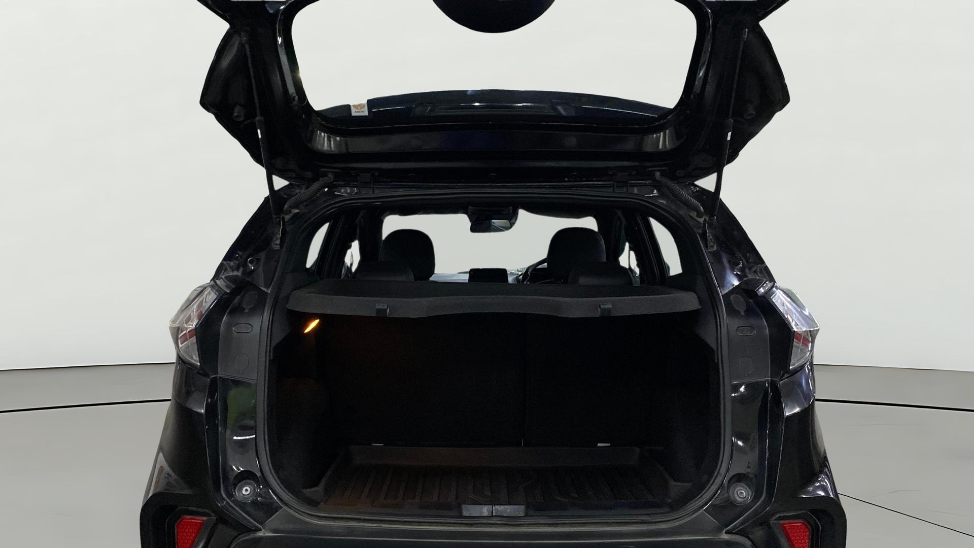 View 2022 Tata Nexon Revotorq XZ Plus (O) Dark Image 42 Used 2022 Tata Nexon Revotorq XZ Plus (O) Dark Image 42