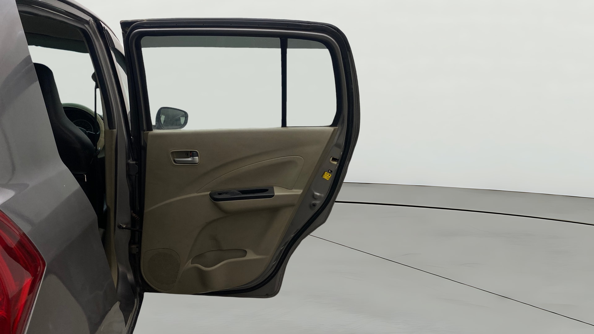 View 2016 Maruti Suzuki 1000 Base Variant Image 7 Used 2016 Maruti Suzuki 1000 Base Variant Image 7
