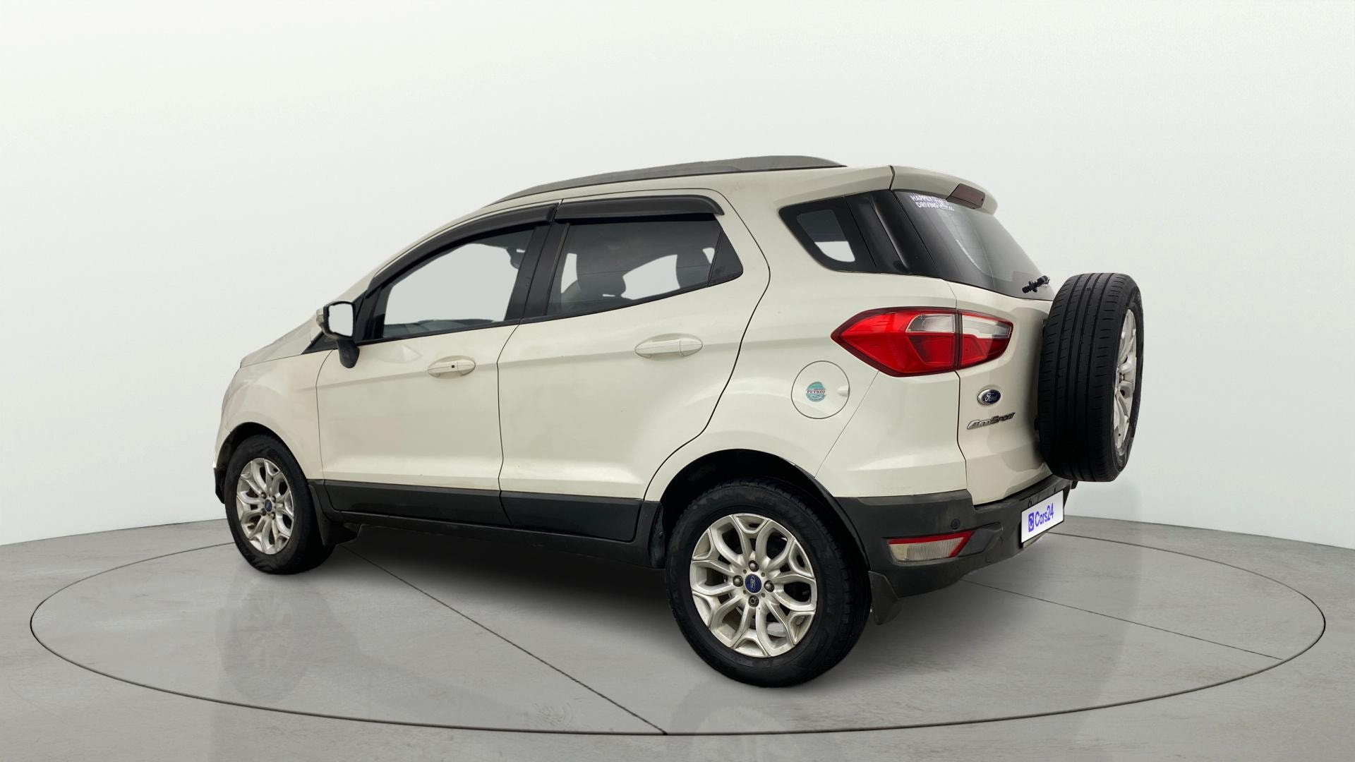 View 2016 Ford EcoSport 1.5 TDCi Diesel Ambiente BS IV Image 2 Used 2016 Ford EcoSport 1.5 TDCi Diesel Ambiente BS IV Image 2