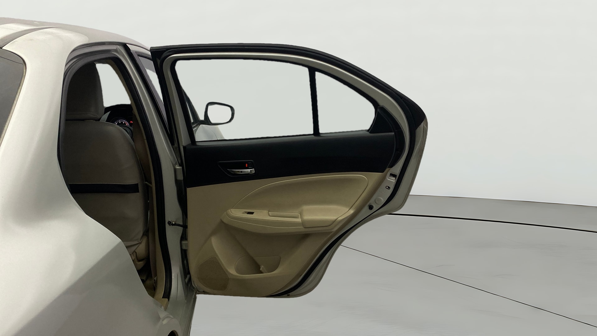 View 2017 Maruti Suzuki 1000 Base Variant Image 7 Used 2017 Maruti Suzuki 1000 Base Variant Image 7