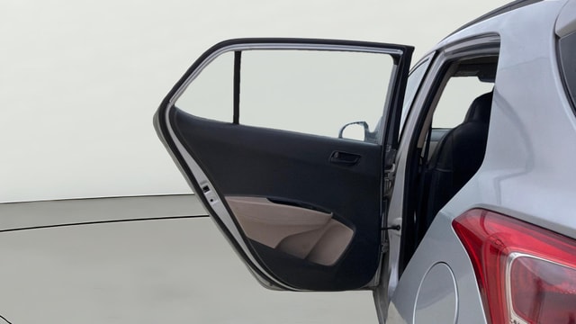 View Hyundai Grand i10 Image 22 Used Hyundai Grand i10 Image 22