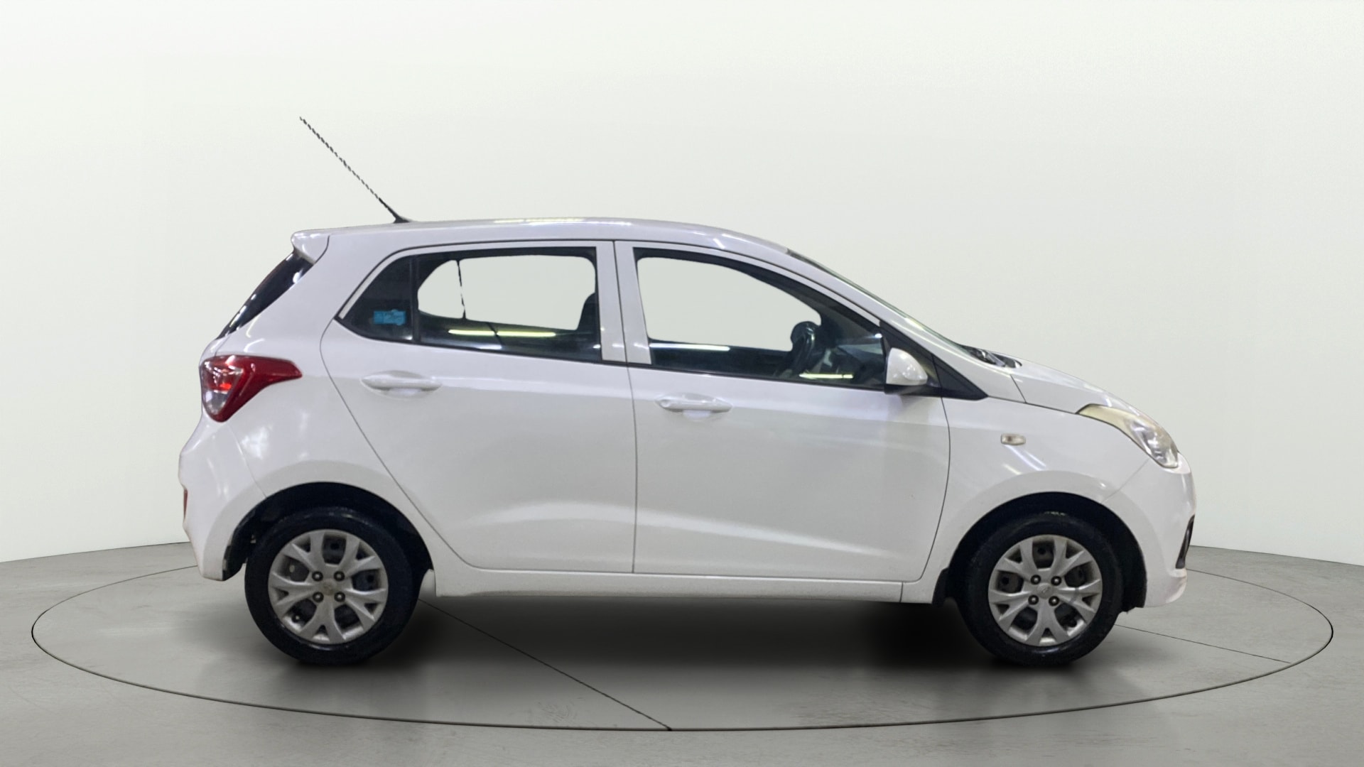 Used 2016 Hyundai Grand i10 Used 2016 Hyundai Grand i10