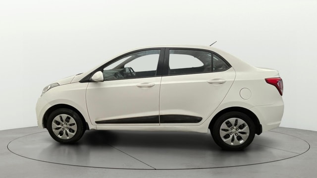 View Hyundai Xcent Image 24 Used Hyundai Xcent Image 24