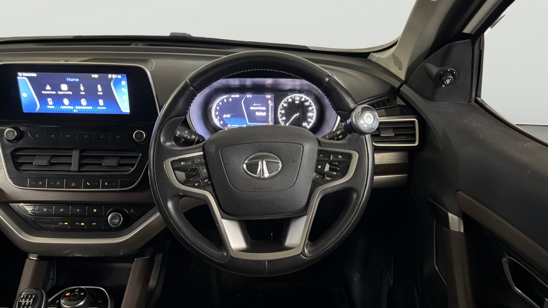 View 2019 Tata Harrier XE Image 21 Used 2019 Tata Harrier XE Image 21
