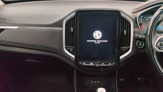 View MG Hector Image 18 Used MG Hector Image 18