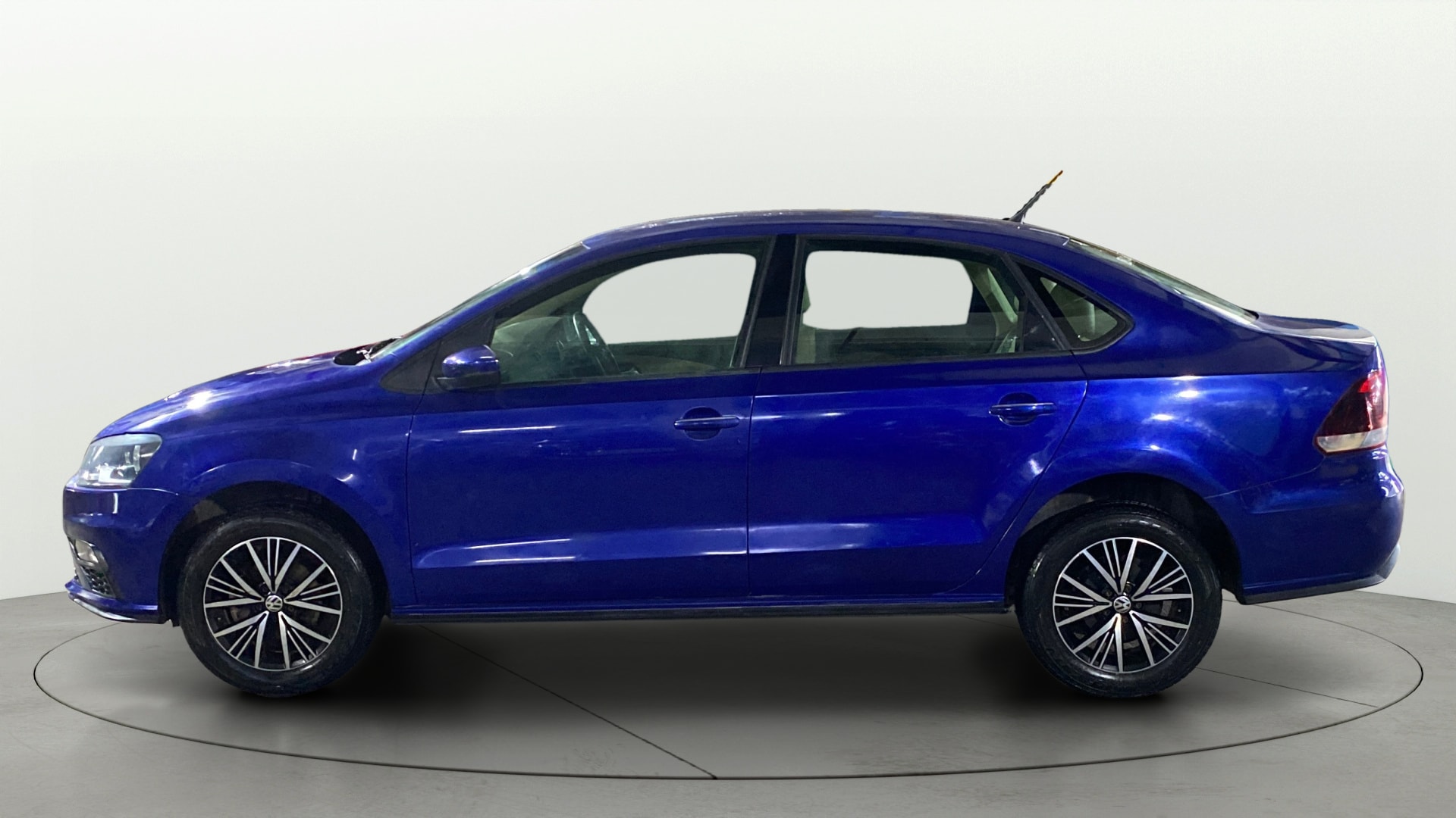 View 2020 Volkswagen Vento 1.0 L TSI Highline Petrol Image 5 Used 2020 Volkswagen Vento 1.0 L TSI Highline Petrol Image 5