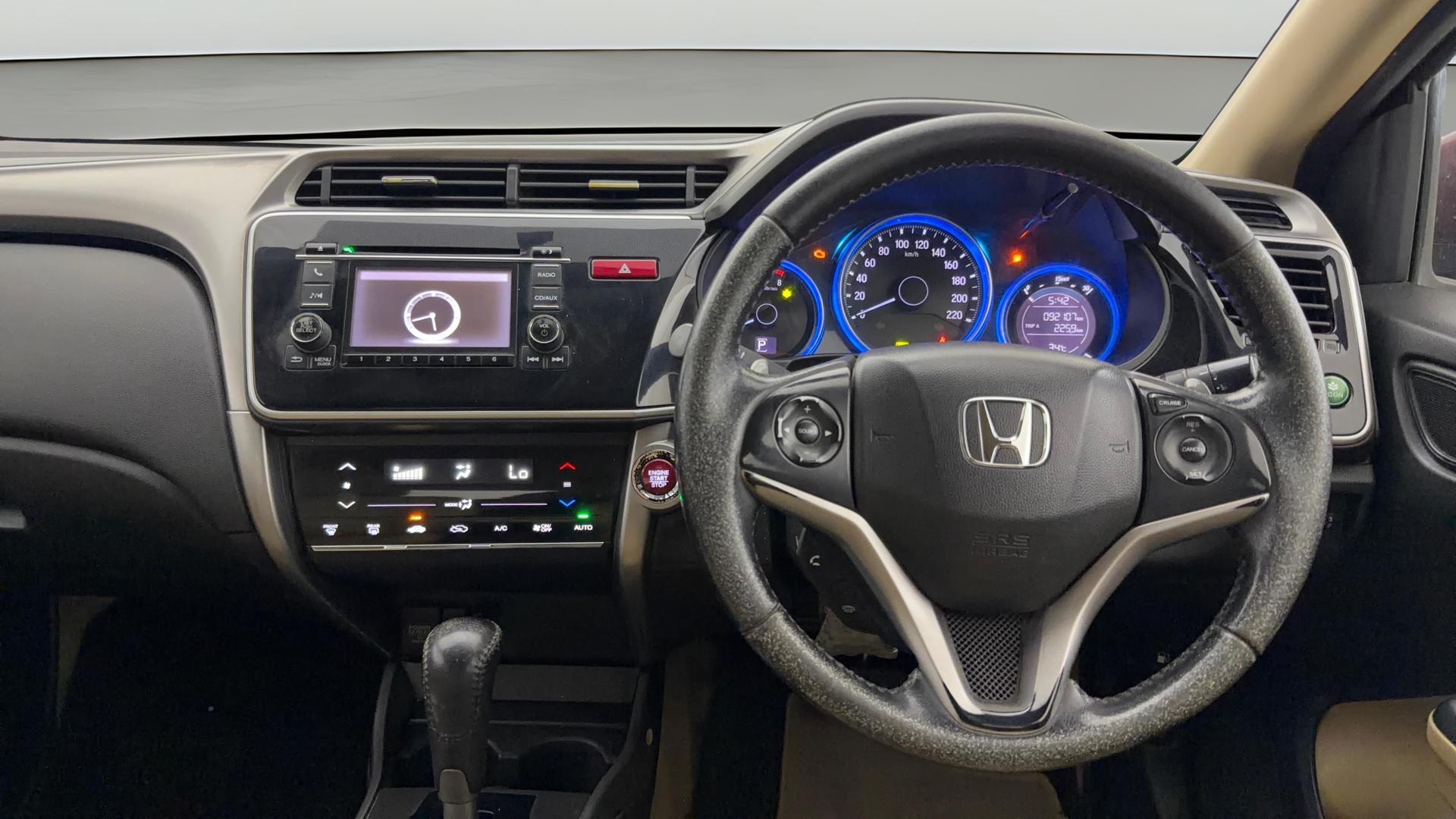 View 2015 Honda City ZX MT Diesel Anniversary Edition Image 13 Used 2015 Honda City ZX MT Diesel Anniversary Edition Image 13