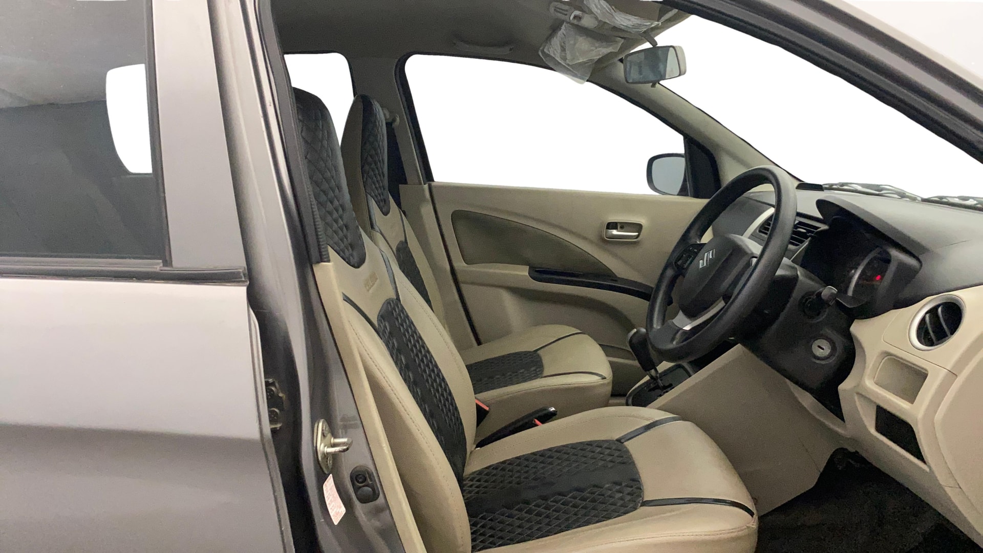 View 2018 Maruti Suzuki 1000 Base Variant Image 25 Used 2018 Maruti Suzuki 1000 Base Variant Image 25