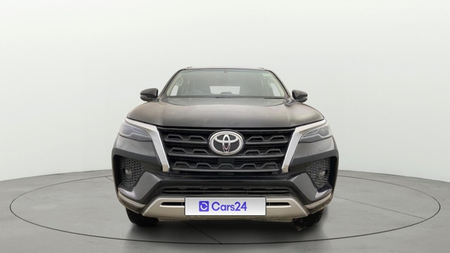 View Toyota Fortuner Image 1 Used Toyota Fortuner Image 1