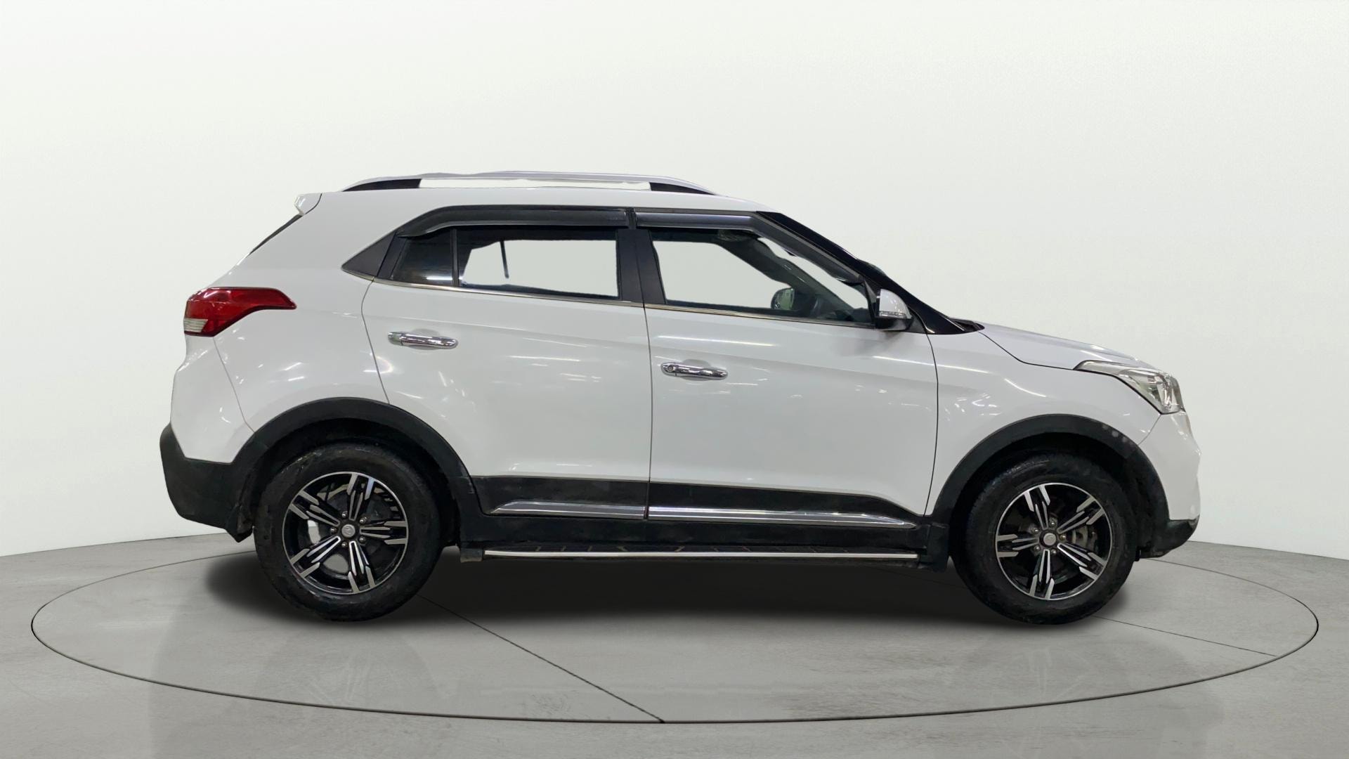 View 2019 Hyundai Creta 1.4 E Diesel Image 8 Used 2019 Hyundai Creta 1.4 E Diesel Image 8