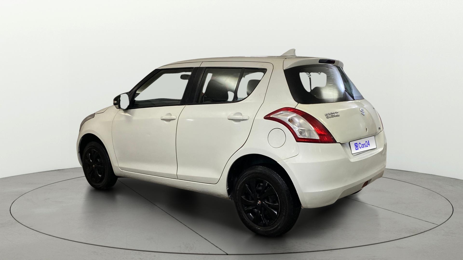 View 2015 Maruti Suzuki 1000 Base Variant Image 2 Used 2015 Maruti Suzuki 1000 Base Variant Image 2
