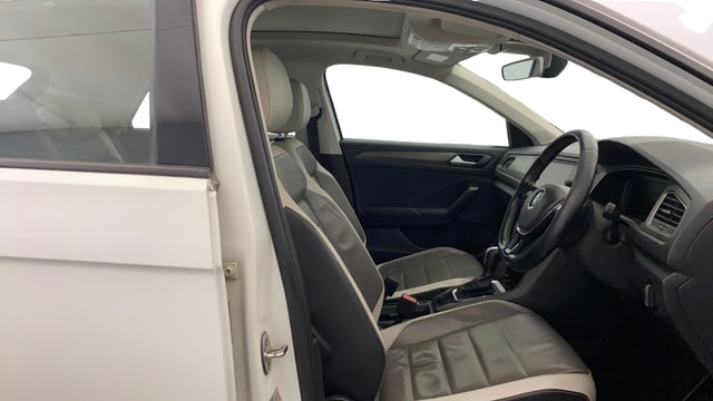 View Volkswagen T-Roc Image 17 Used Volkswagen T-Roc Image 17