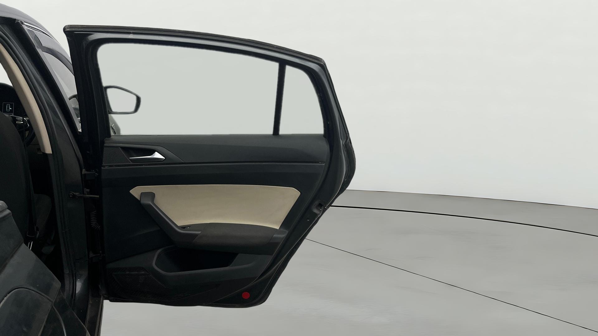 View 2023 Skoda Slavia Ambition 1.0 TSI AT Image 8 Used 2023 Skoda Slavia Ambition 1.0 TSI AT Image 8