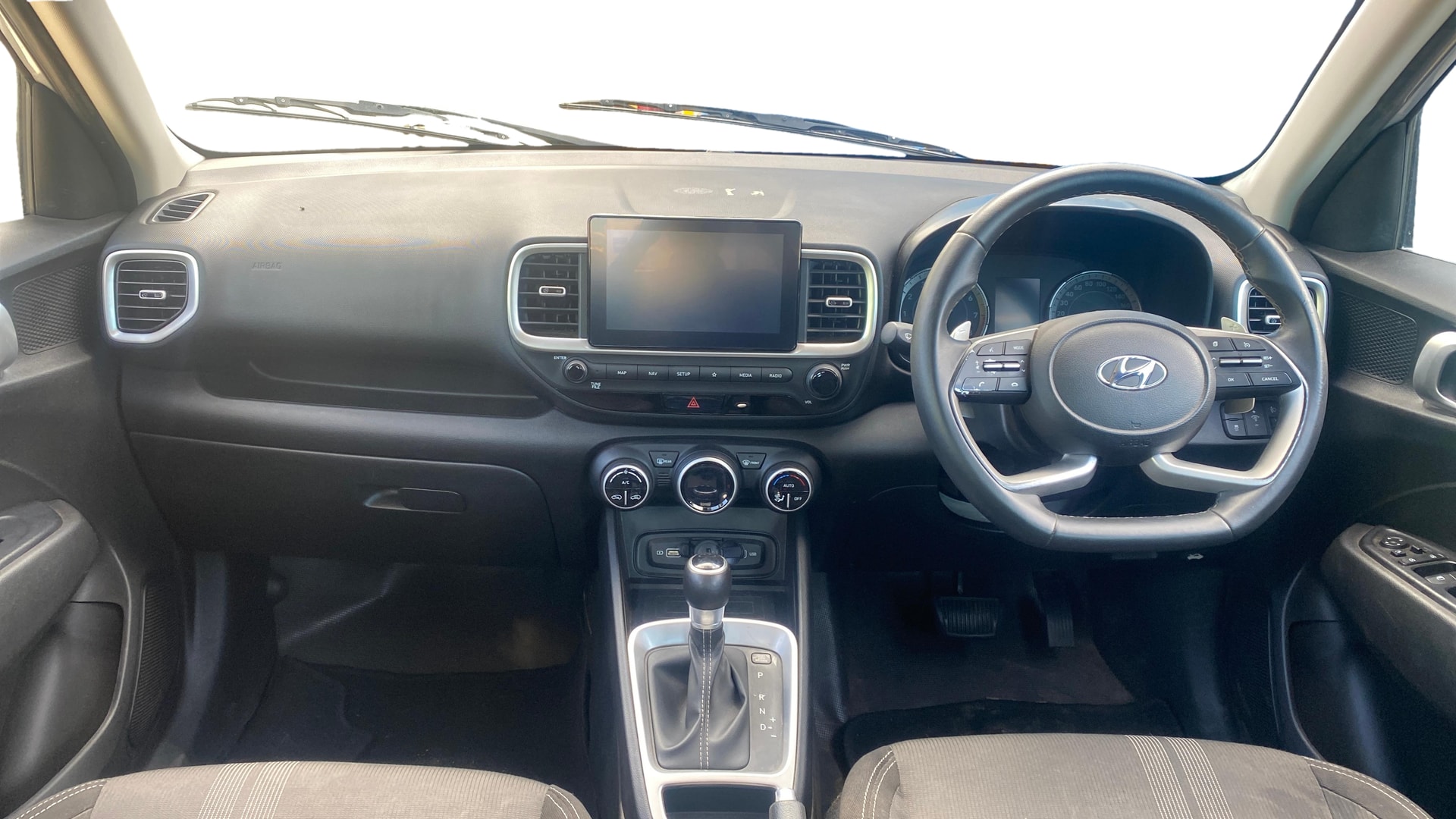 View 2021 Hyundai Venue SX Plus 1.0 Petrol AT Image 16 Used 2021 Hyundai Venue SX Plus 1.0 Petrol AT Image 16