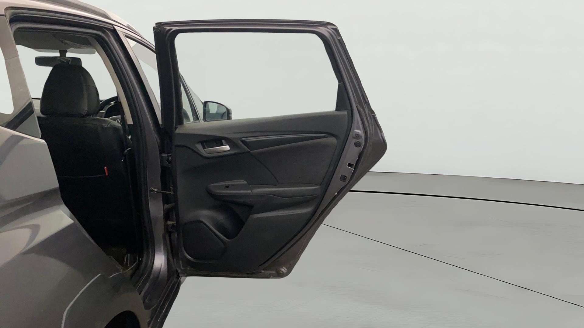 View 2021 Honda WR-V S MT Diesel Edge Edition Image 7 Used 2021 Honda WR-V S MT Diesel Edge Edition Image 7