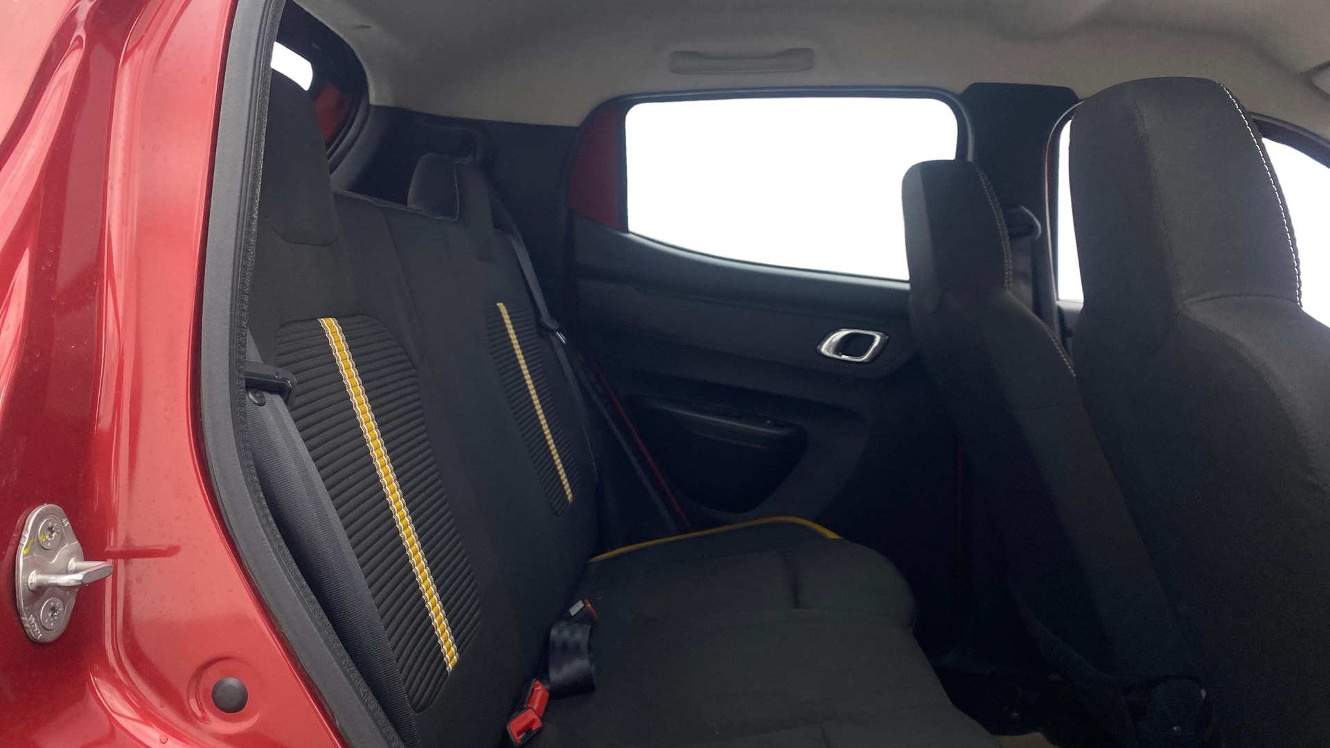 View 2024 Renault Kwid Climber AMT DualTone Image 29 Used 2024 Renault Kwid Climber AMT DualTone Image 29