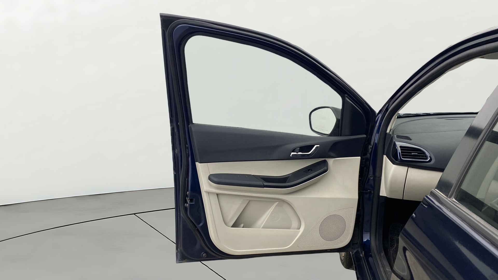 Used 2022 Tata Tiago Used 2022 Tata Tiago