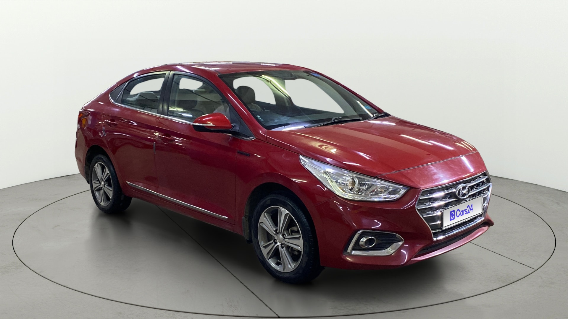 View 2018 Hyundai Verna 1.6 VTVT SX Image 15 Used 2018 Hyundai Verna 1.6 VTVT SX Image 15
