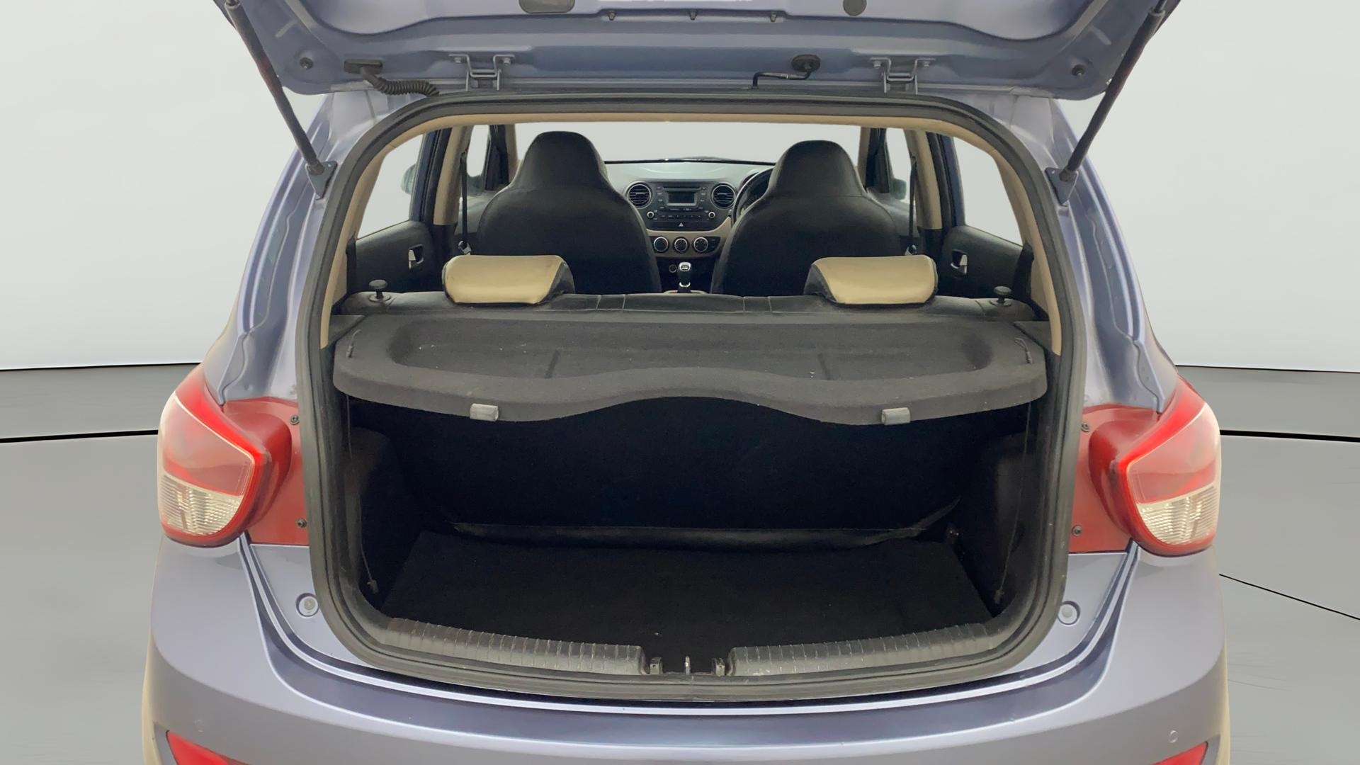 View 2014 Hyundai Grand i10 1.2 Asta Petrol Image 39 Used 2014 Hyundai Grand i10 1.2 Asta Petrol Image 39