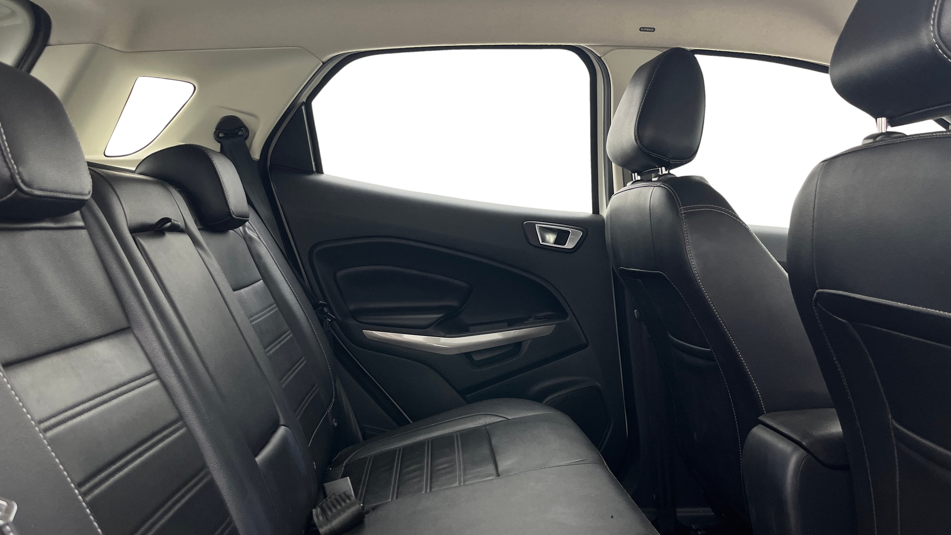 View 2019 Ford EcoSport 1.5 TDCi Diesel Ambiente BS IV Image 30 Used 2019 Ford EcoSport 1.5 TDCi Diesel Ambiente BS IV Image 30