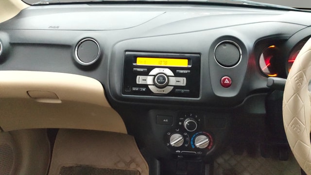 View Honda Amaze Image 17 Used Honda Amaze Image 17