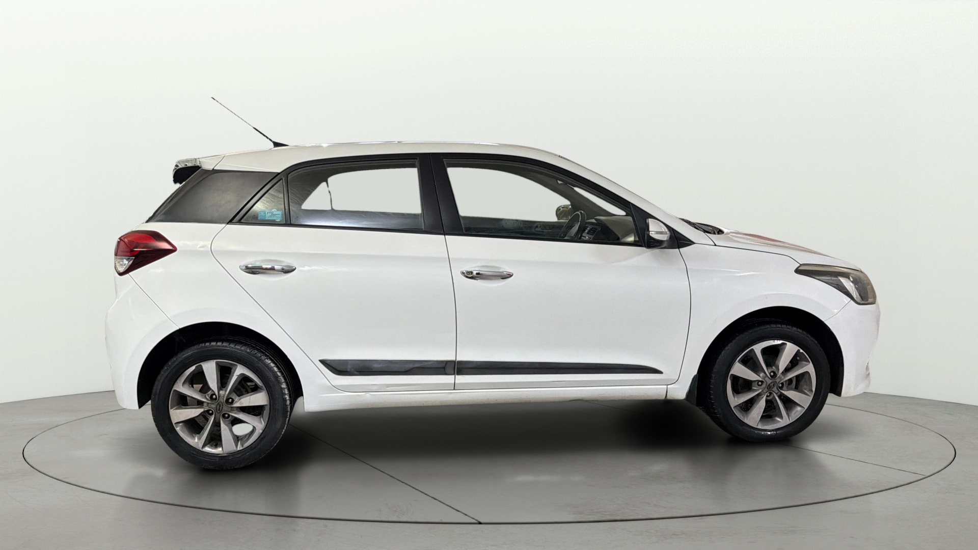 View 2014 Hyundai Elite i20 1.2 Sportz Option Petrol Image 8 Used 2014 Hyundai Elite i20 1.2 Sportz Option Petrol Image 8
