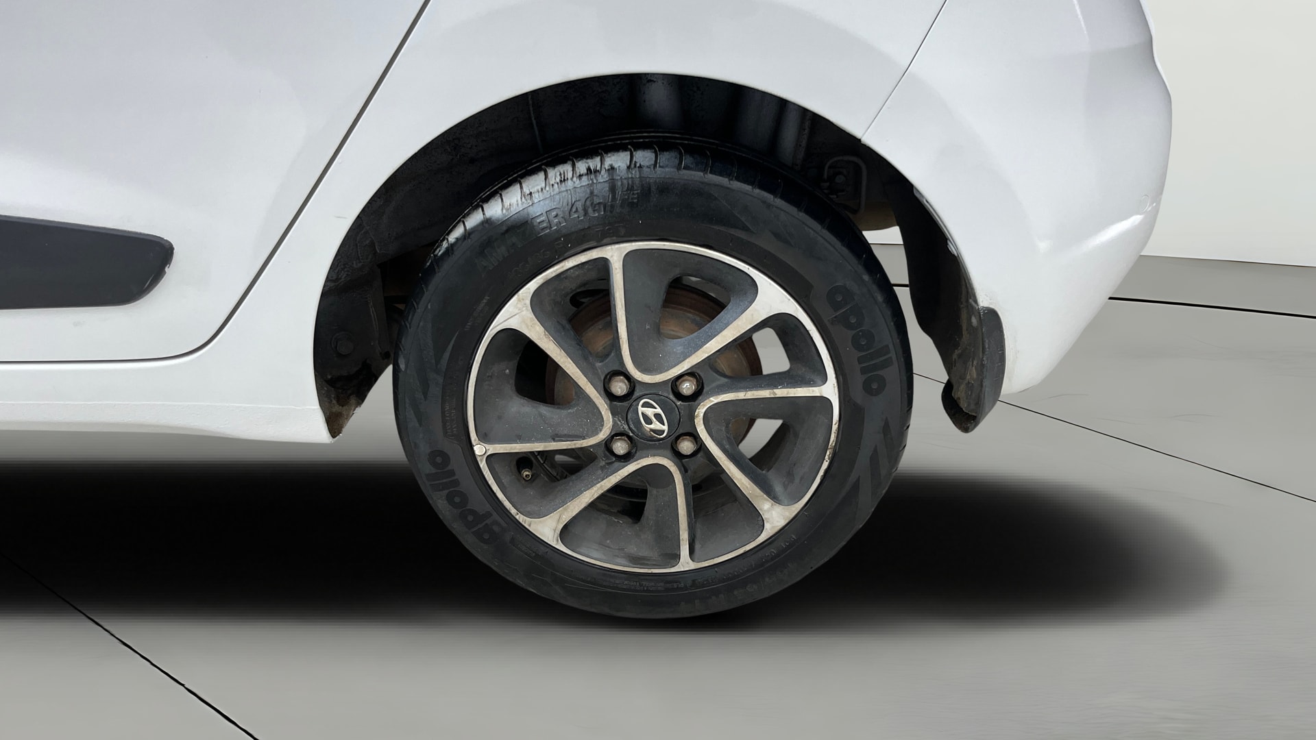View 2017 Hyundai Grand i10 1.2 Asta Diesel Image 7 Used 2017 Hyundai Grand i10 1.2 Asta Diesel Image 7