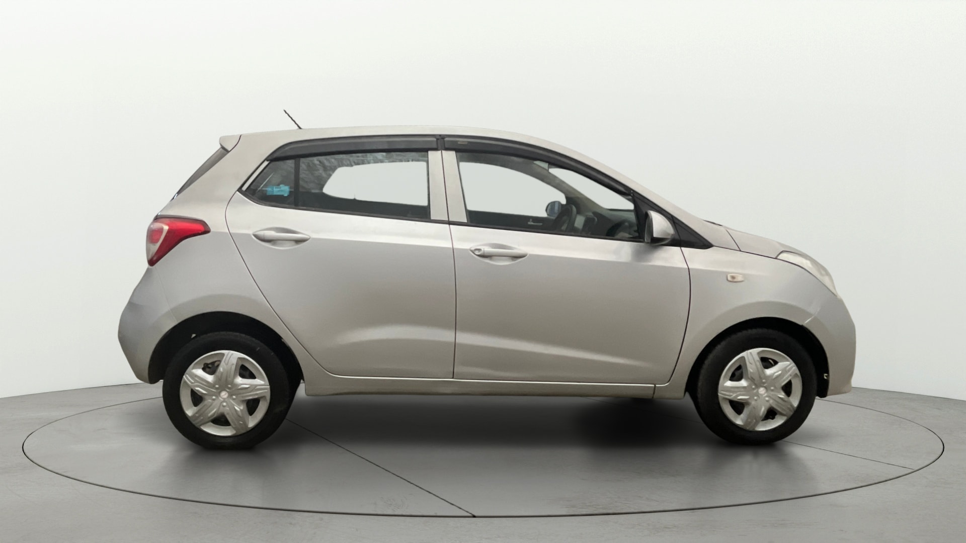 View 2017 Hyundai Grand i10 Sportz 1.2 Kappa Image 25 Used 2017 Hyundai Grand i10 Sportz 1.2 Kappa Image 25