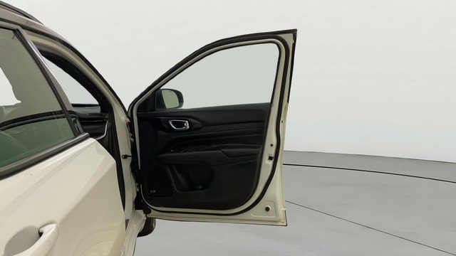View Jeep Compass Image 48 Used Jeep Compass Image 48