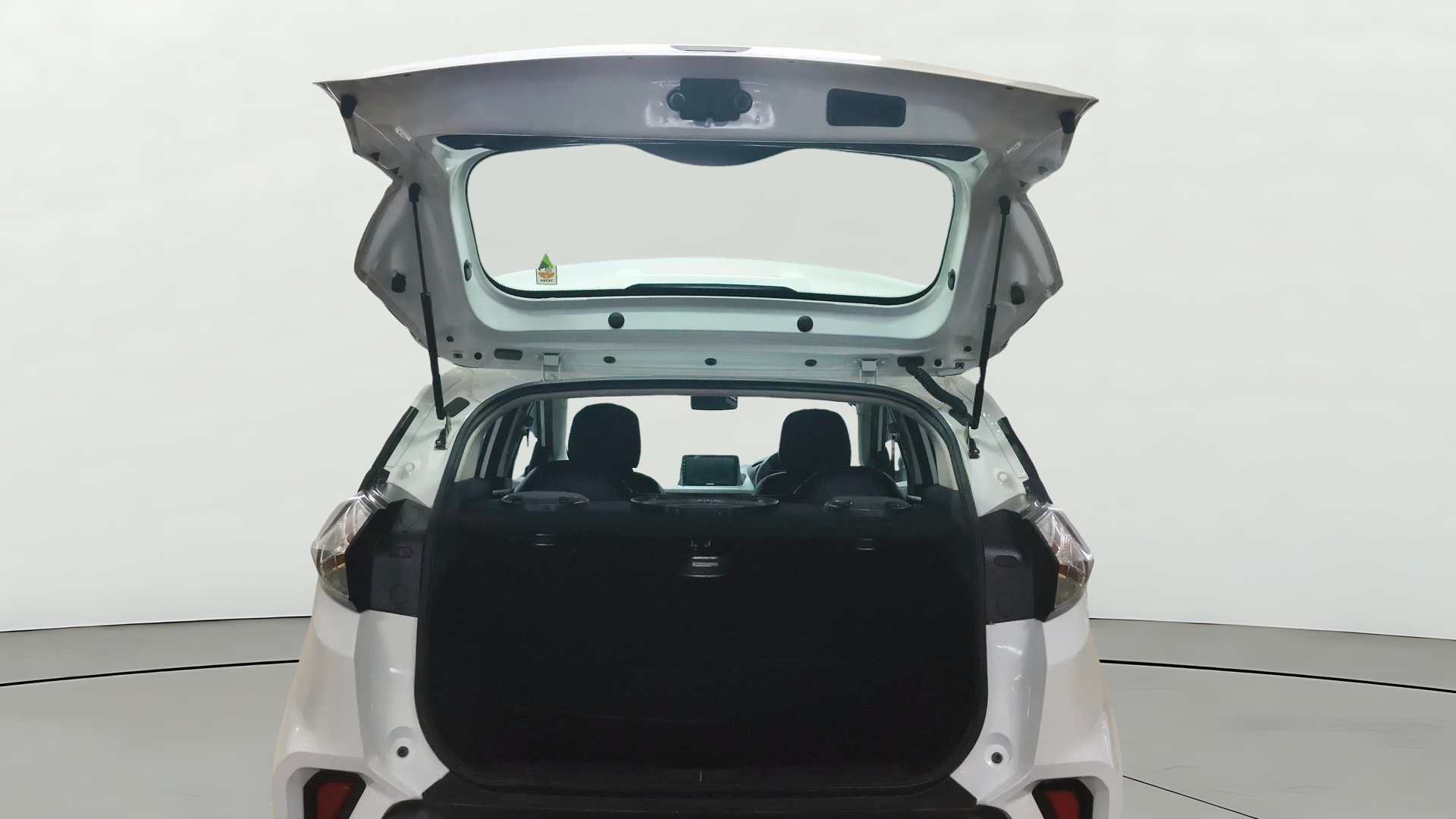 View 2023 Tata Nexon Revotron XE Image 16 Used 2023 Tata Nexon Revotron XE Image 16