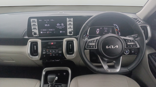 View Kia Sonet Image 13 Used Kia Sonet Image 13