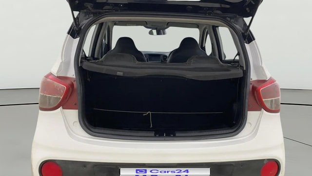 View Hyundai Grand i10 Image 38 Used Hyundai Grand i10 Image 38