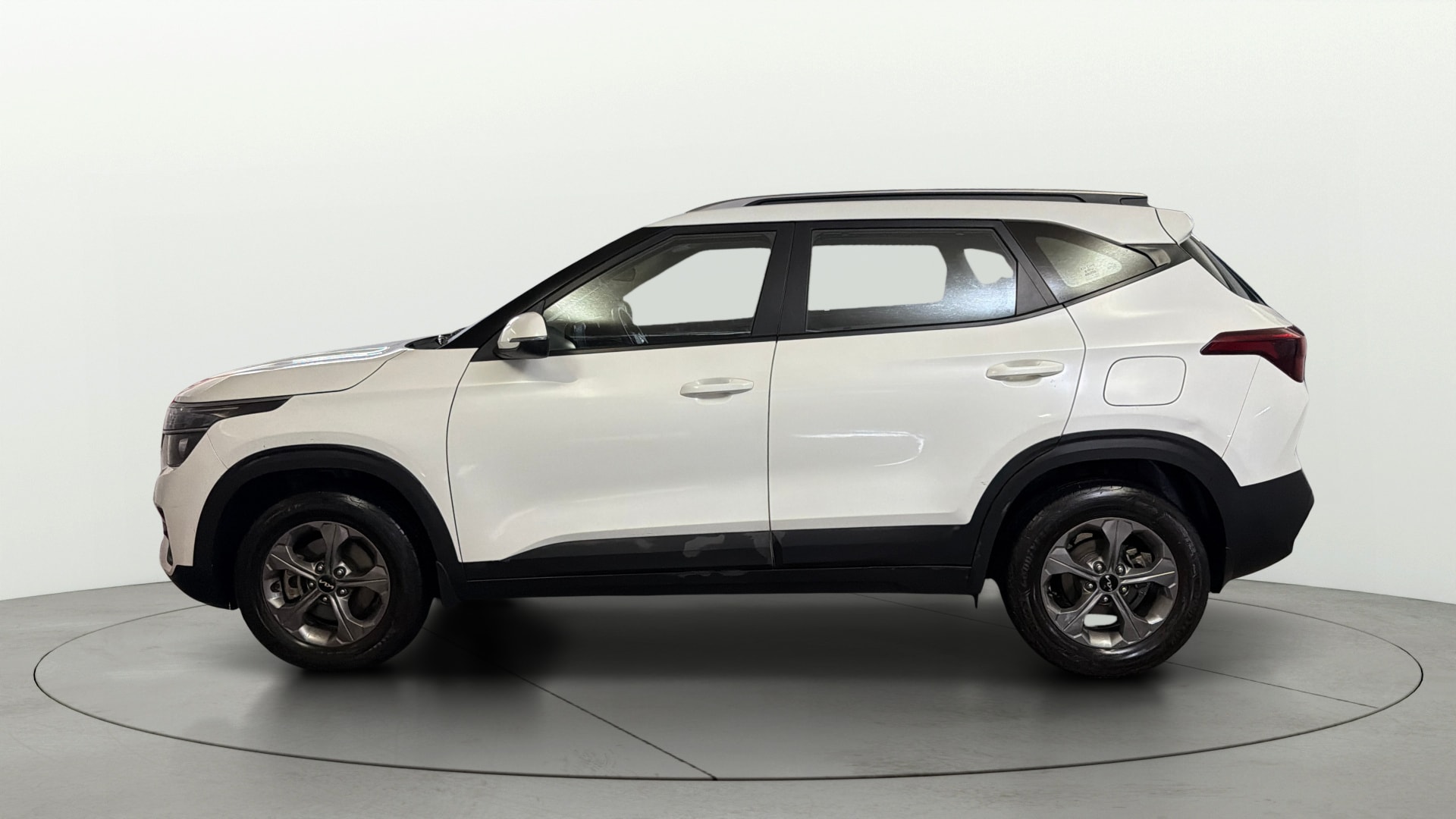 View 2023 Kia Seltos D1.5 CRDI VGT 6MT HTK Plus Image 6 Used 2023 Kia Seltos D1.5 CRDI VGT 6MT HTK Plus Image 6