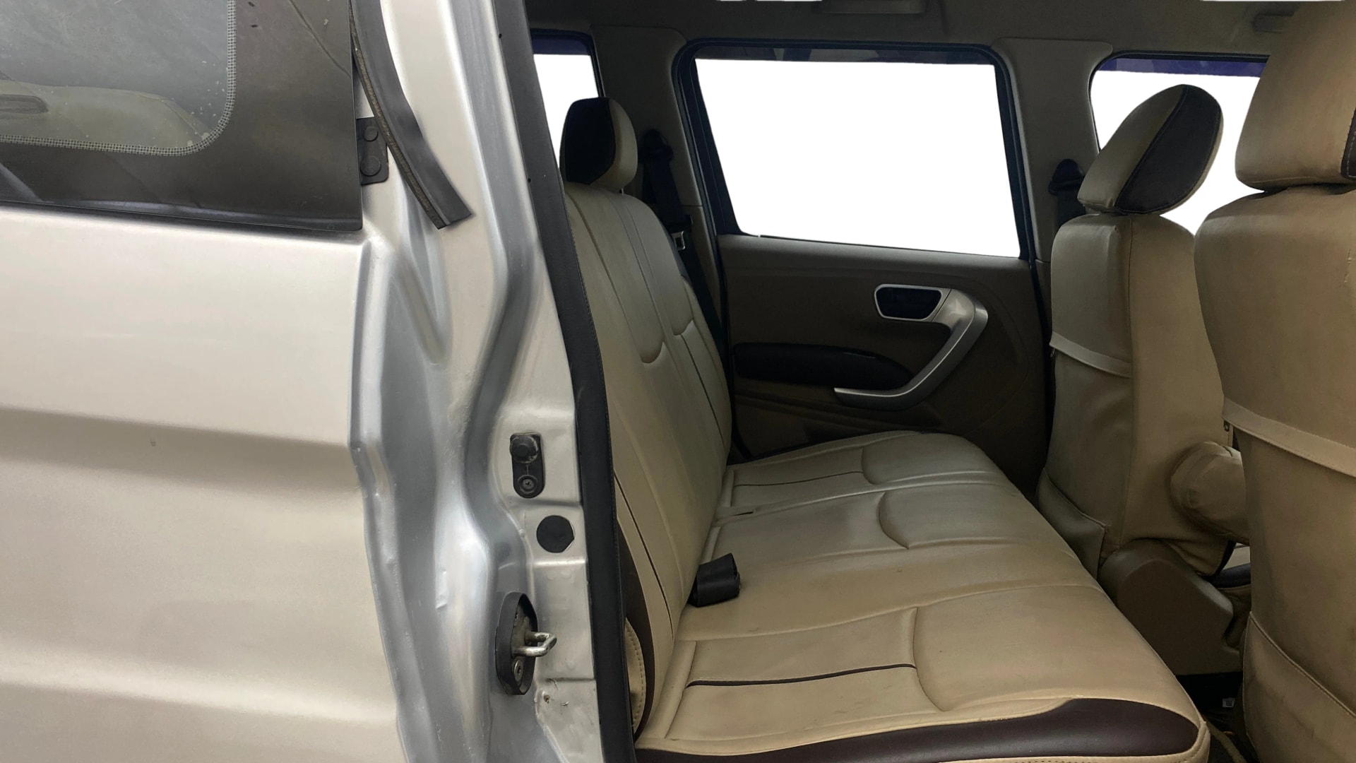 Used 2018 Mahindra TUV300 Used 2018 Mahindra TUV300