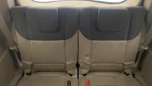 View Mahindra XUV500 Image 13 Used Mahindra XUV500 Image 13
