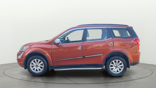 View Mahindra XUV500 Image 28 Used Mahindra XUV500 Image 28