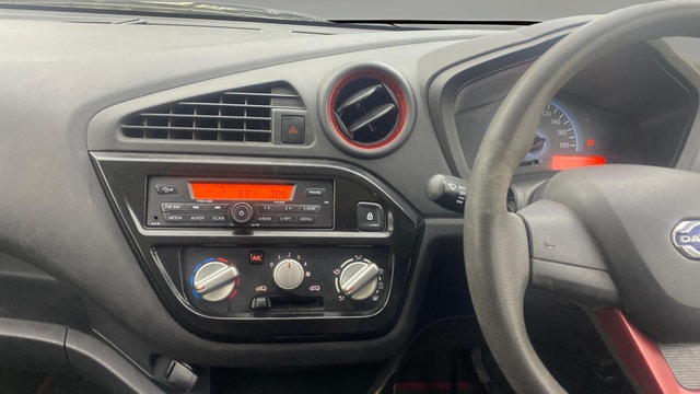 View Datsun Redi GO Image 17 Used Datsun Redi GO Image 17